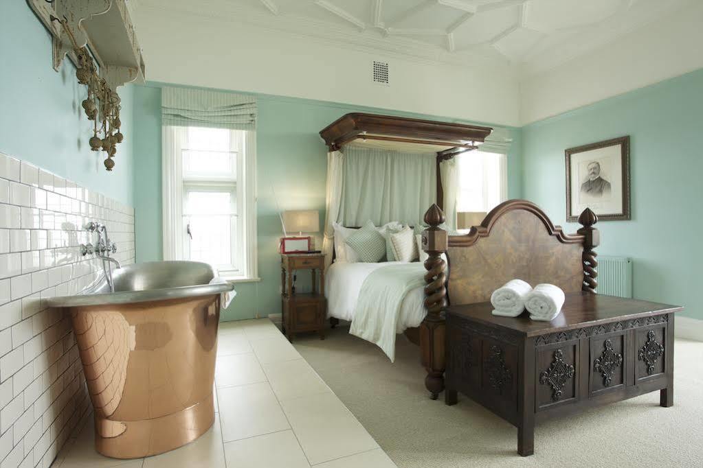 The Beach House Milford on Sea Extérieur photo
