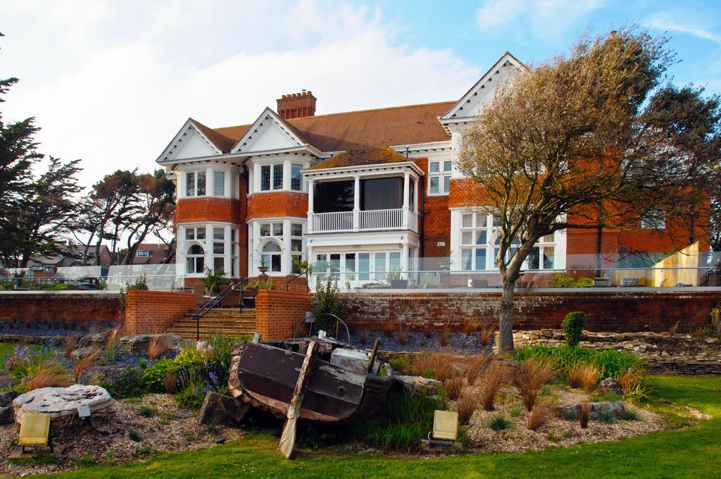 The Beach House Milford on Sea Extérieur photo